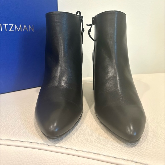 Stuart Weitzman Lofty Black Nappa Tie Back Bootie Size 8 New - Picture 2 of 11